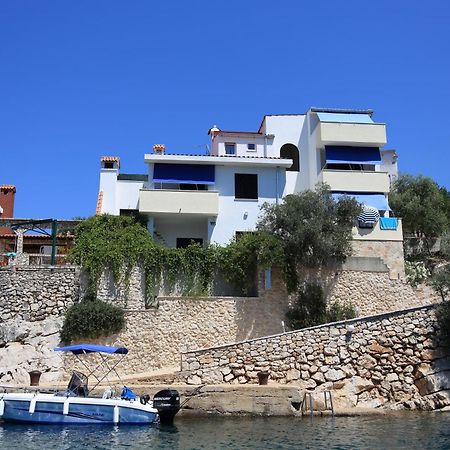 Apartmani Cico Gdinj Exterior foto