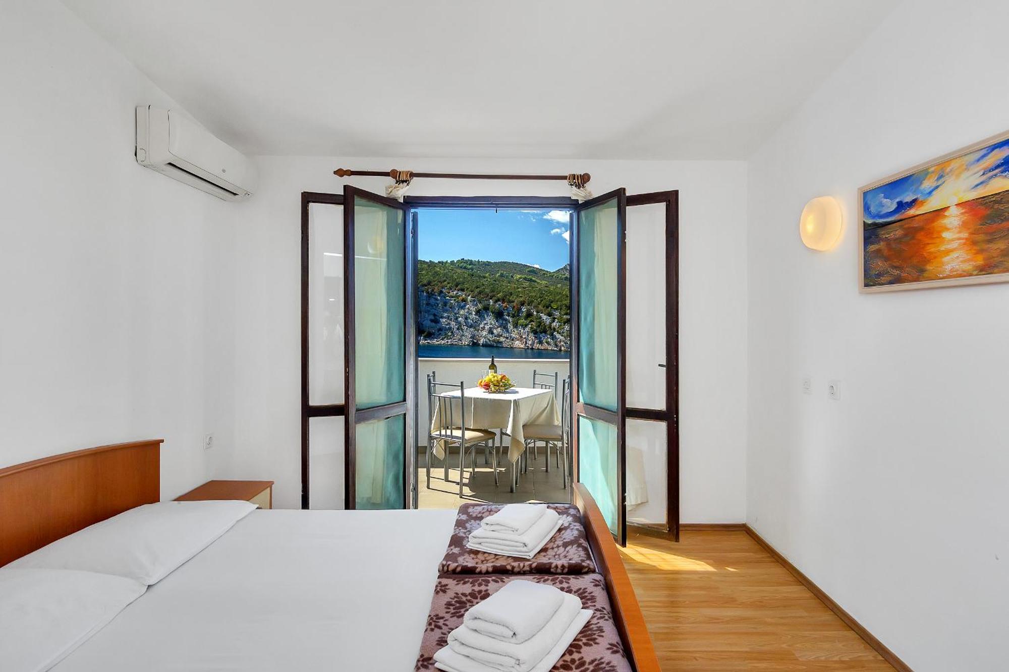 Apartmani Cico Gdinj Exterior foto